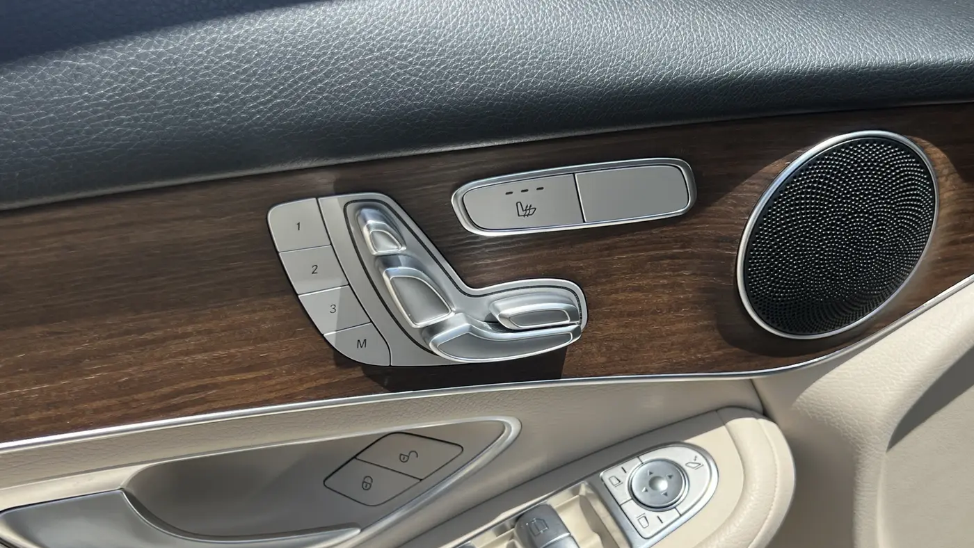 2022 Mercedes-Benz GLC GLC 300