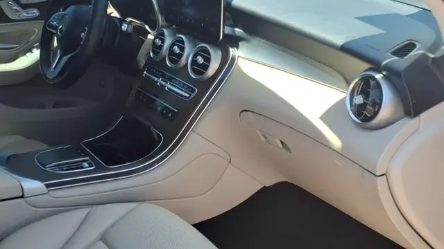 2022 Mercedes-Benz GLC GLC 300