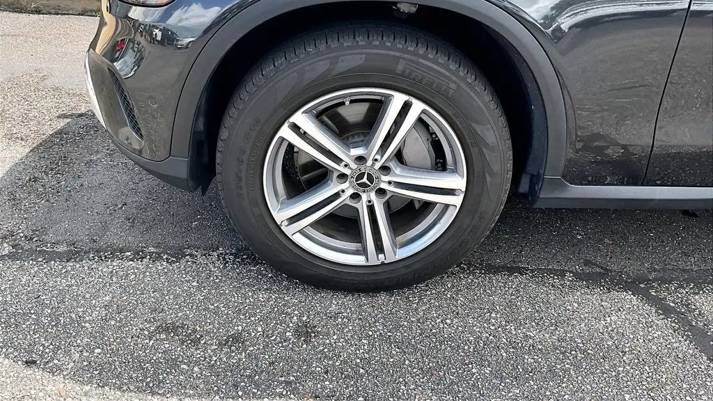 2021 Mercedes-Benz GLC GLC 300