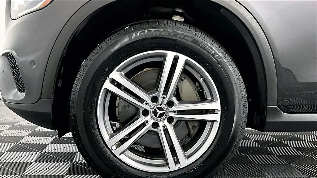 2021 Mercedes-Benz GLC GLC 300