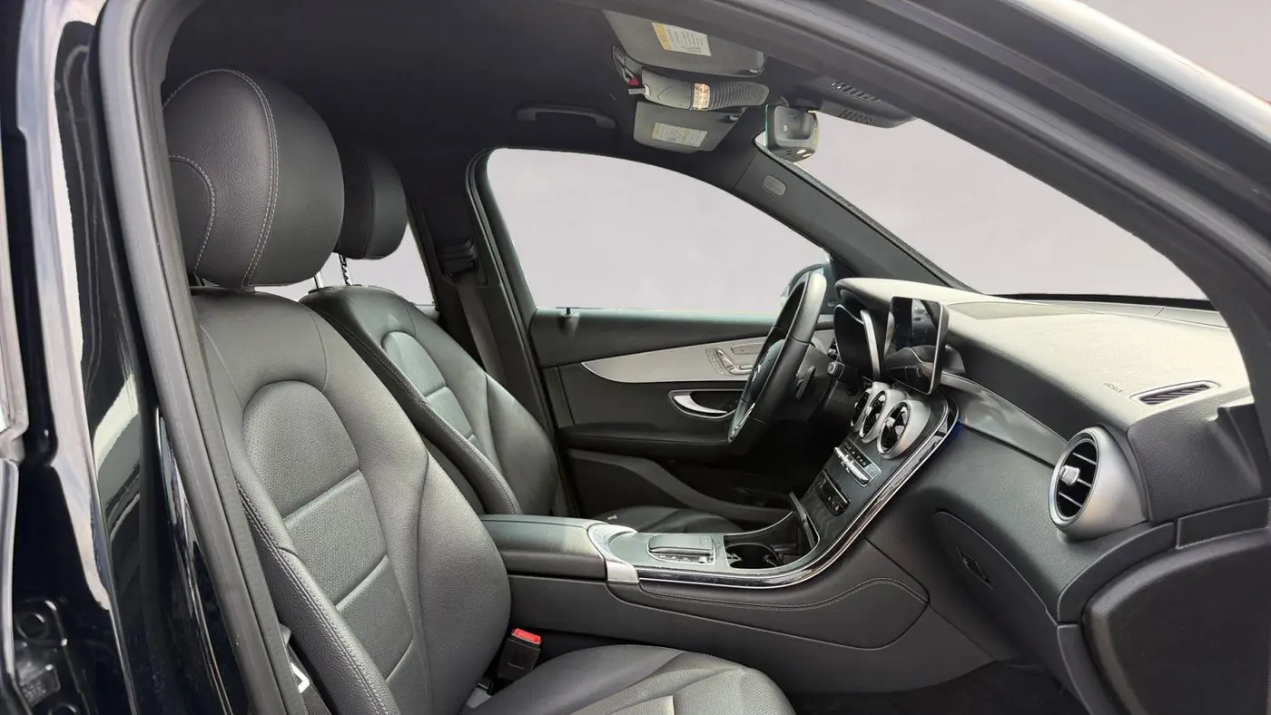 2021 Mercedes-Benz GLC GLC 300