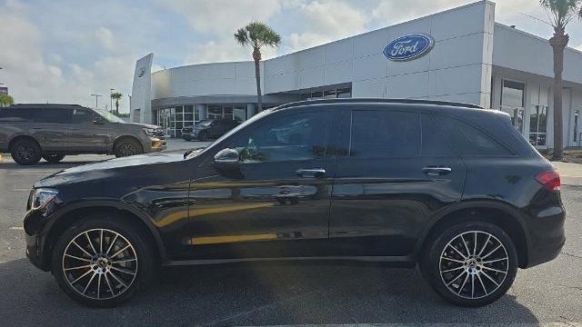 2022 Mercedes-Benz GLC GLC 300