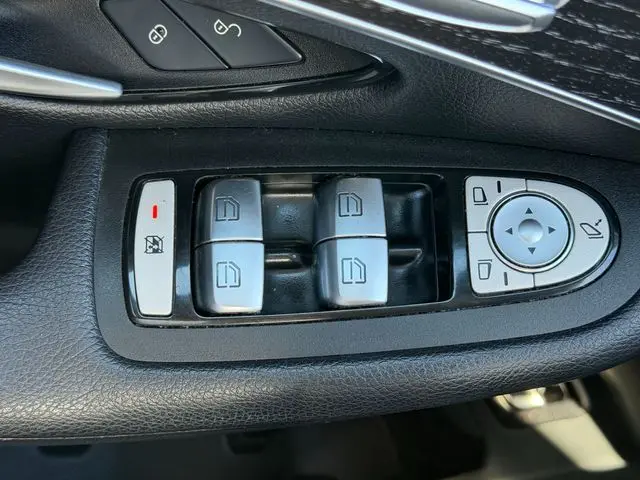 2021 Mercedes-Benz C-Class - $19,374