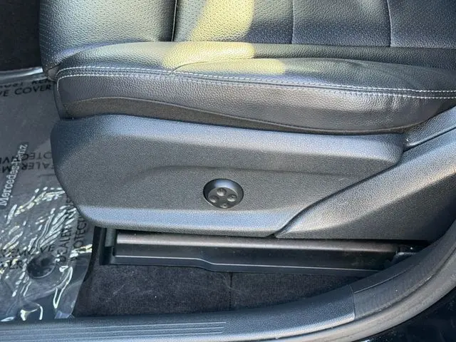 2021 Mercedes-Benz C-Class - $19,374