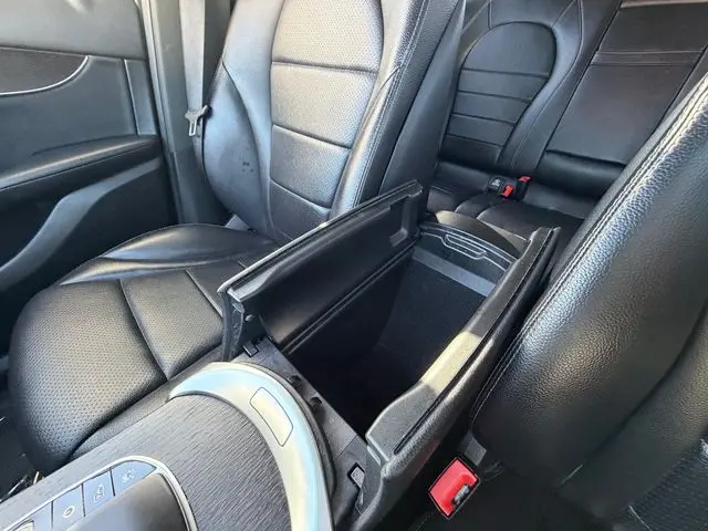 2021 Mercedes-Benz C-Class - $19,374