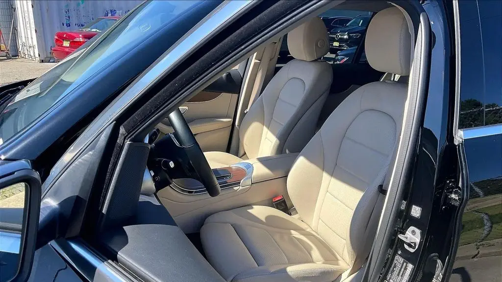 2022 Mercedes-Benz GLC GLC 300 4MATIC