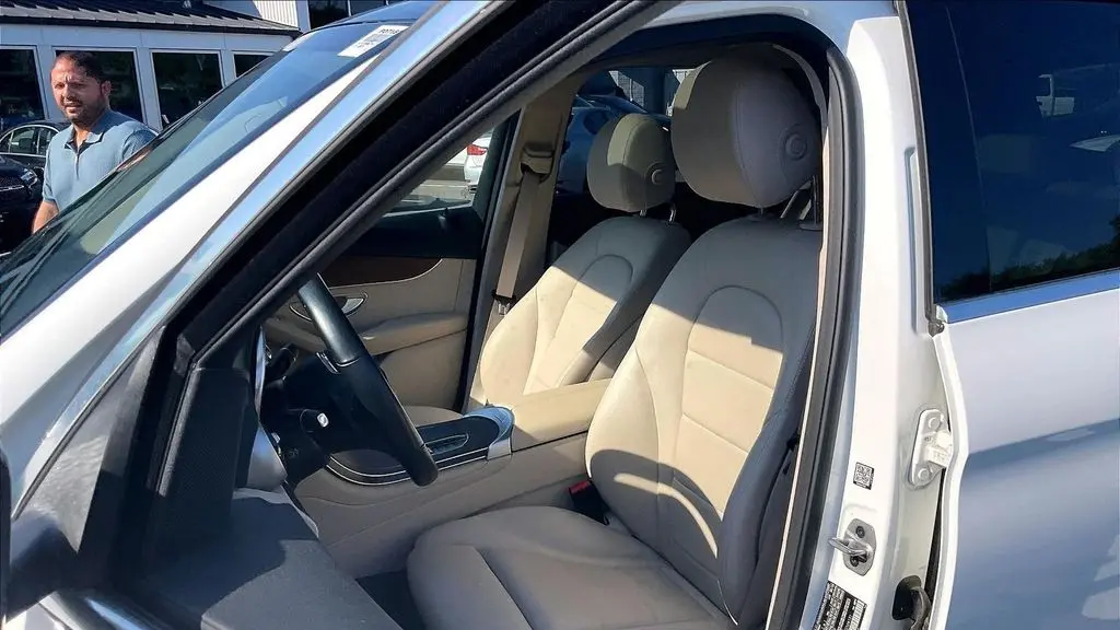 2022 Mercedes-Benz GLC GLC 300 4MATIC