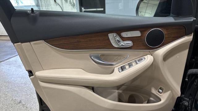 2022 Mercedes-Benz GLC GLC 300 4MATIC