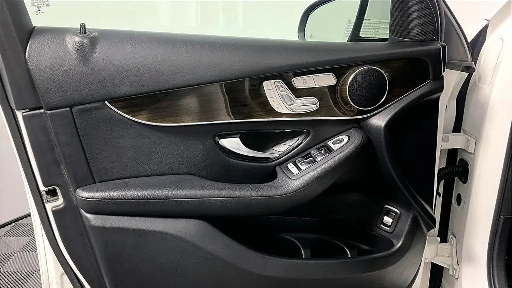 2020 Mercedes-Benz GLC GLC 300 4MATIC