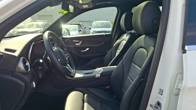 2021 Mercedes-Benz GLC GLC 300 4MATIC