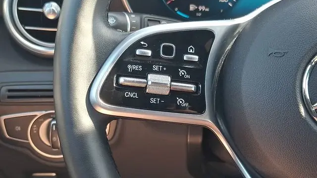 2021 Mercedes-Benz GLC GLC 300 4MATIC