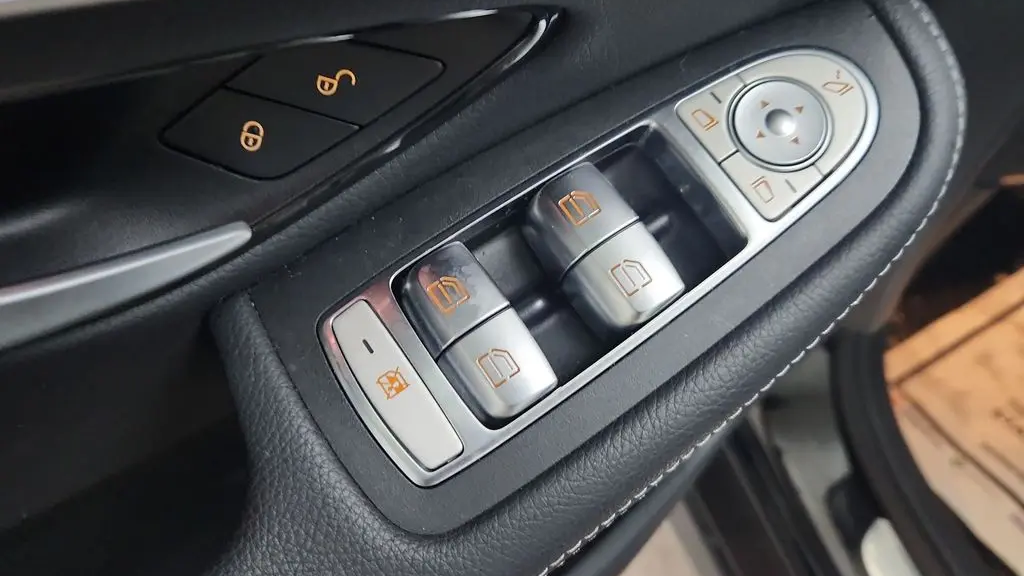 2022 Mercedes-Benz GLC GLC 300 4MATIC