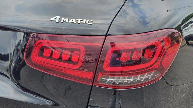 2021 Mercedes-Benz GLC GLC 300 4MATIC