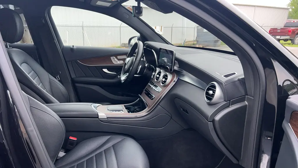 2022 Mercedes-Benz GLC GLC 300 4MATIC