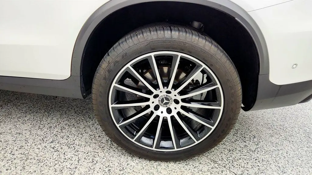 2023 Mercedes-Benz GLC GLC 300 4MATIC