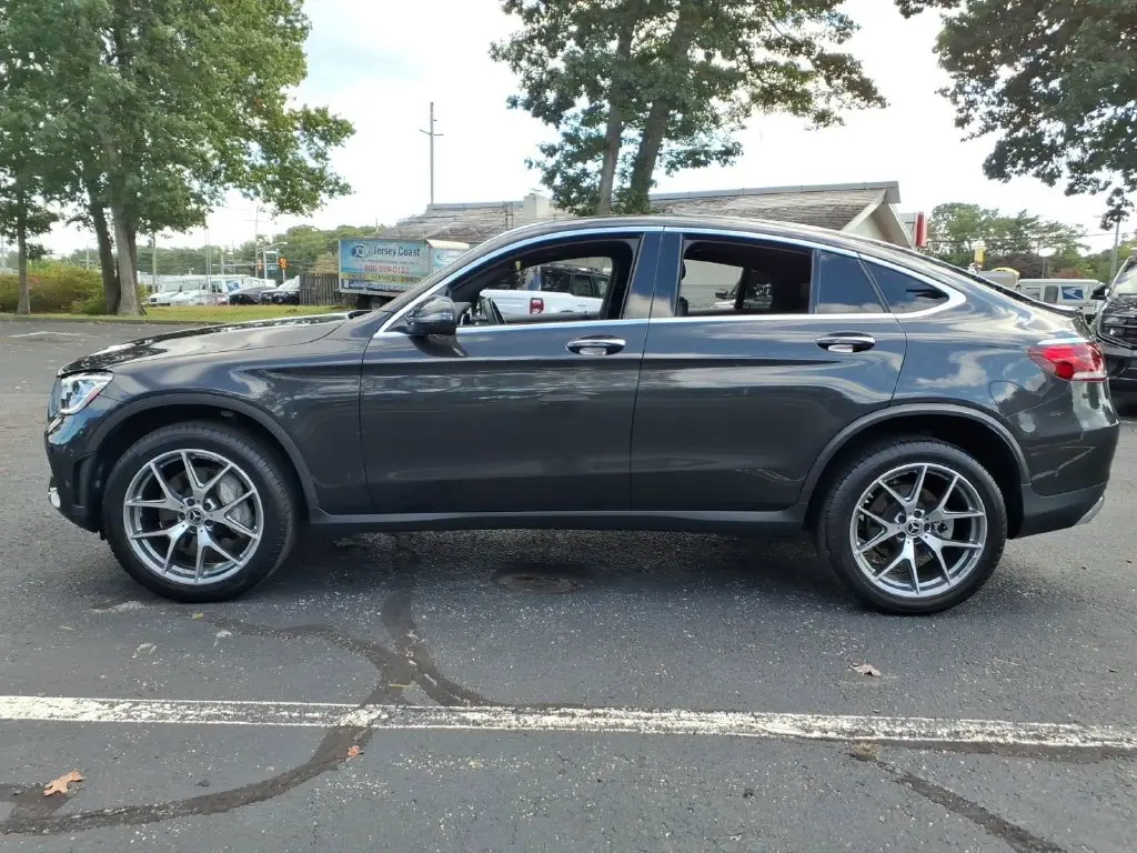 2023 Mercedes-Benz C-Class - $37,500