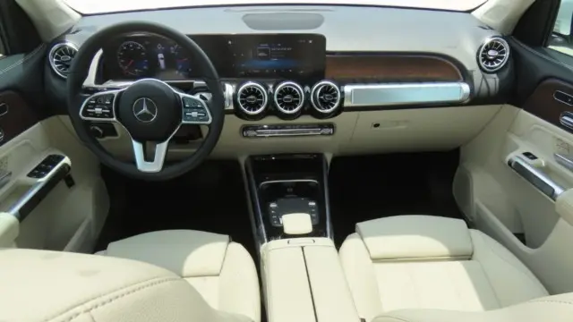 2023 Mercedes-Benz GLB GLB 250