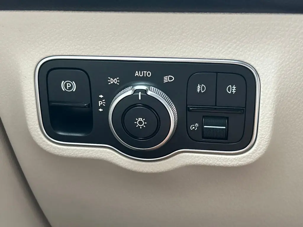2023 Mercedes-Benz B-Class - $24,697