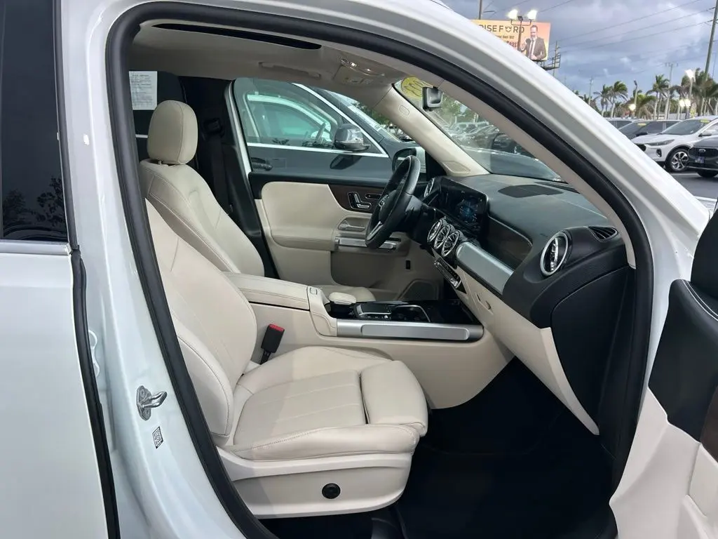 2023 Mercedes-Benz B-Class - $24,697