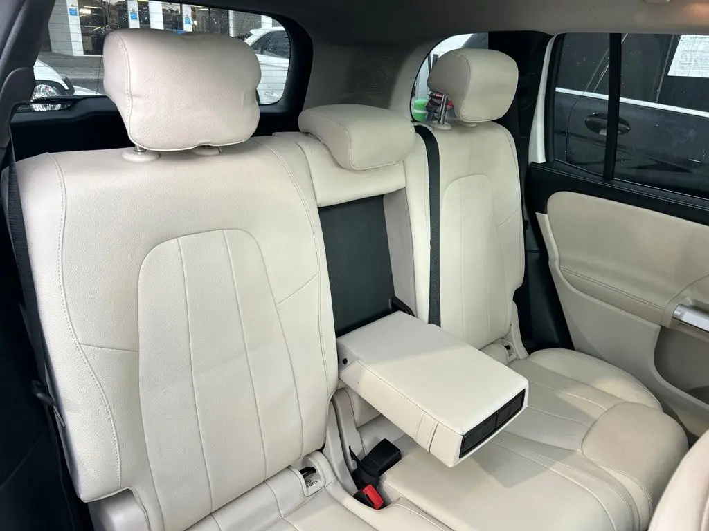 2023 Mercedes-Benz B-Class - $24,697
