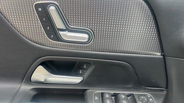 2023 Mercedes-Benz GLB GLB 250 4MATIC