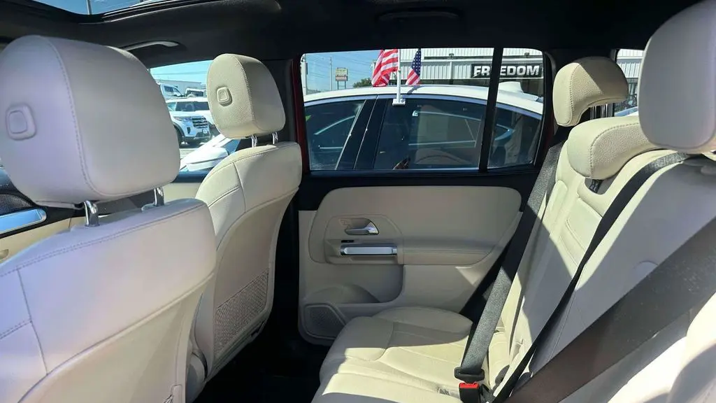 2022 Mercedes-Benz GLB GLB 250 4MATIC