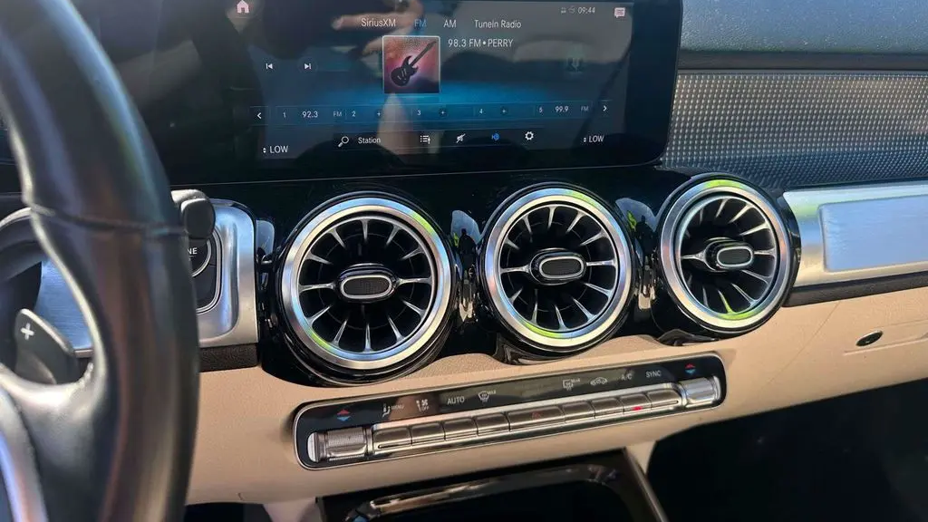 2022 Mercedes-Benz GLB GLB 250 4MATIC