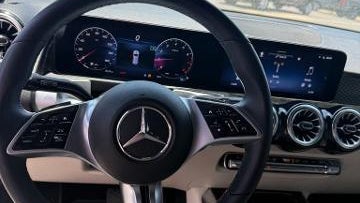 2024 Mercedes-Benz GLB GLB 250 4MATIC