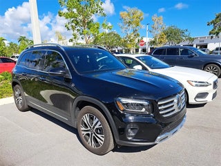 2024 Mercedes-Benz GLB with Night Black Exterior