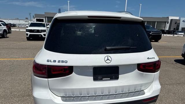2022 Mercedes-Benz GLB GLB 250 4MATIC