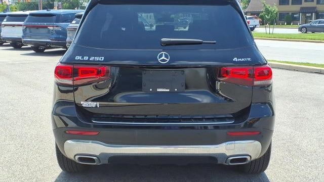 2023 Mercedes-Benz GLB GLB 250 4MATIC