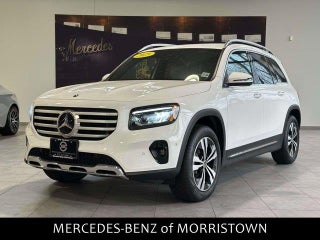 2025 Mercedes-Benz GLB with Polar White Exterior