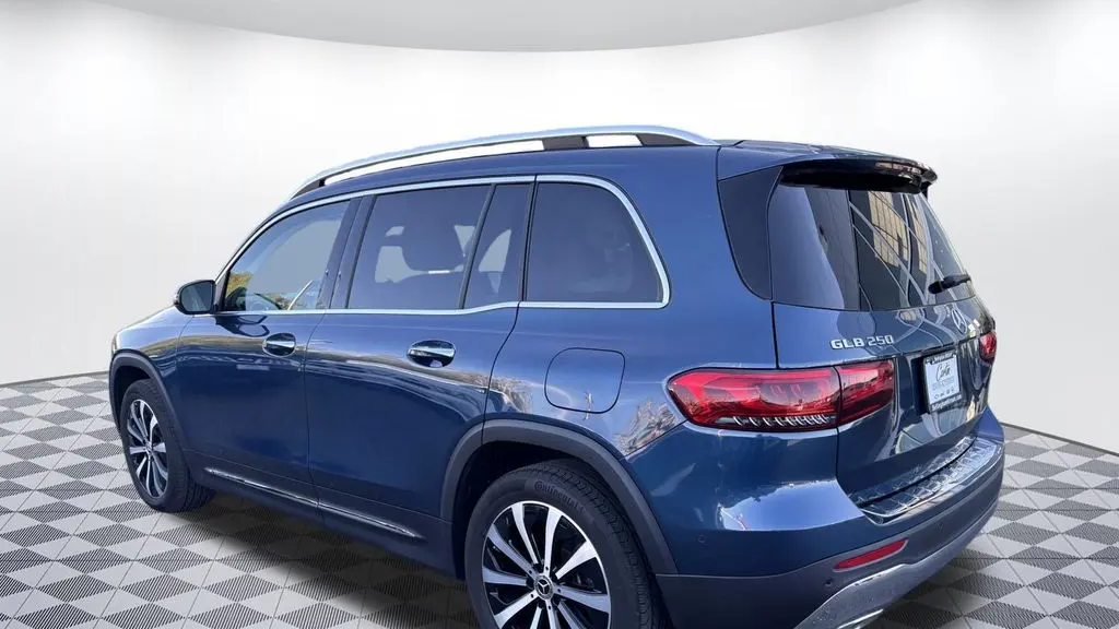 2023 Mercedes-Benz GLB GLB 250 4MATIC