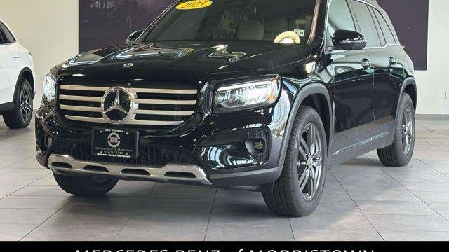 Preowned 2025 Mercedes-Benz GLB GLB 250 4MATIC for Sale