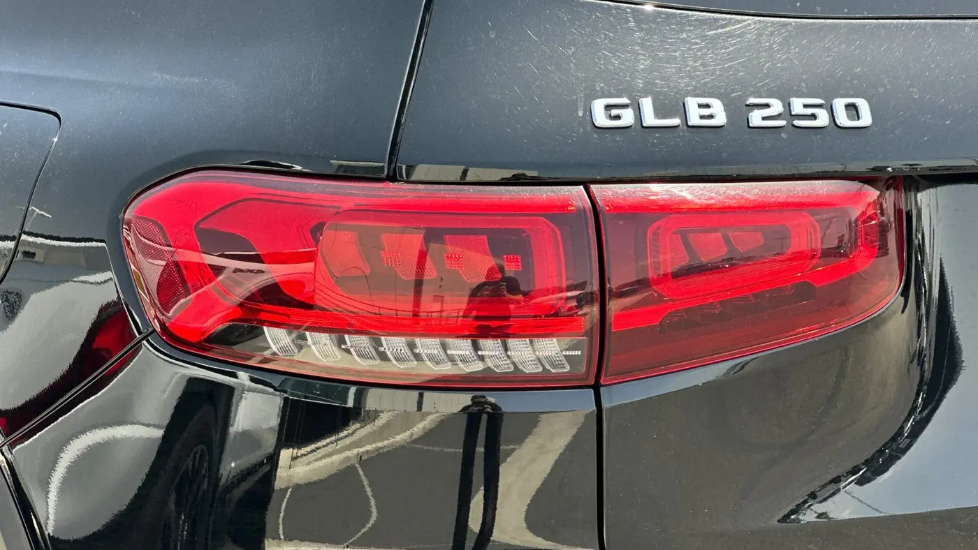 2023 Mercedes-Benz GLB GLB 250 4MATIC