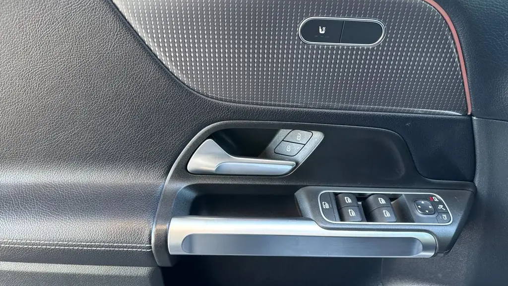 2022 Mercedes-Benz GLB GLB 250 4MATIC