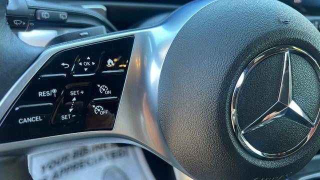 2025 Mercedes-Benz GLB GLB 250 4MATIC