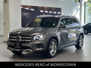2022 Mercedes-Benz GLB with Mountain Grey Metallic Exterior