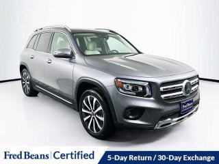 2022 Mercedes-Benz GLB with Mountain Grey Metallic Exterior