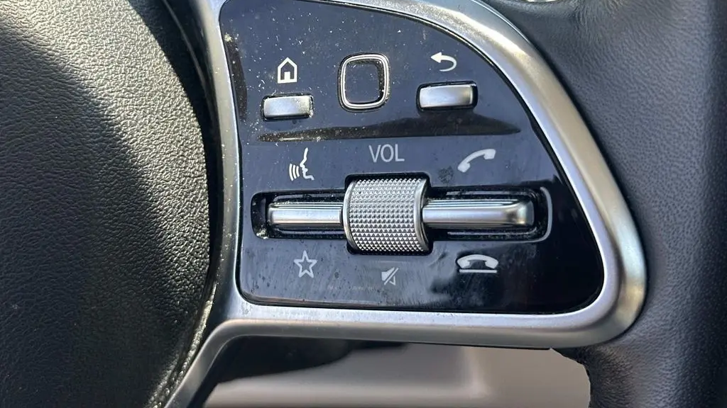 2023 Mercedes-Benz GLB GLB 250 4MATIC