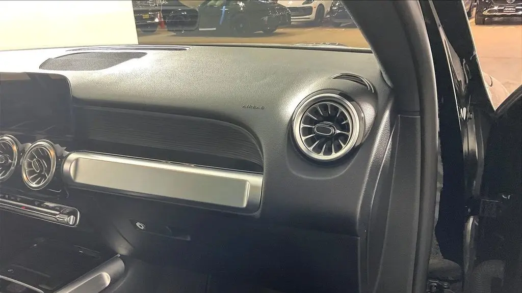 2023 Mercedes-Benz GLB GLB 250 4MATIC