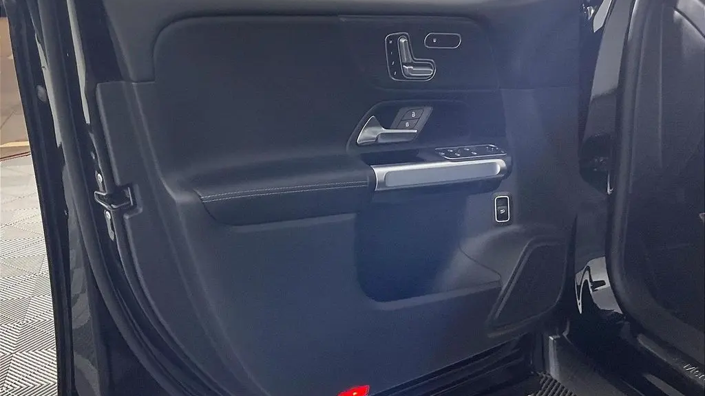 2023 Mercedes-Benz GLB GLB 250 4MATIC