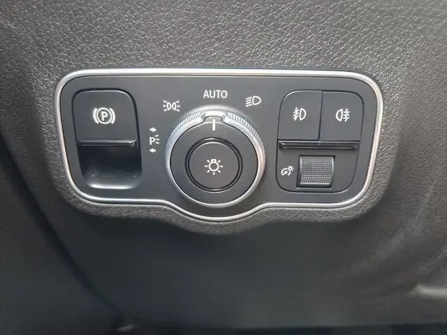 2020 Mercedes-Benz B-Class - $19,400
