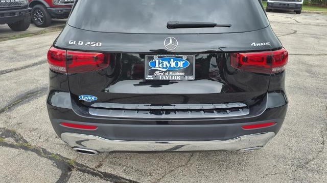 2022 Mercedes-Benz GLB GLB 250 4MATIC