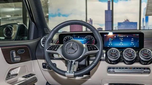 2026 Mercedes-Benz GLB GLB 250 4MATIC