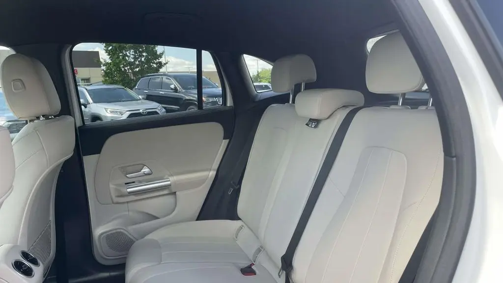 2025 Mercedes-Benz GLA GLA 250 4MATIC