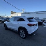 2022 GLA Thumbnail 3