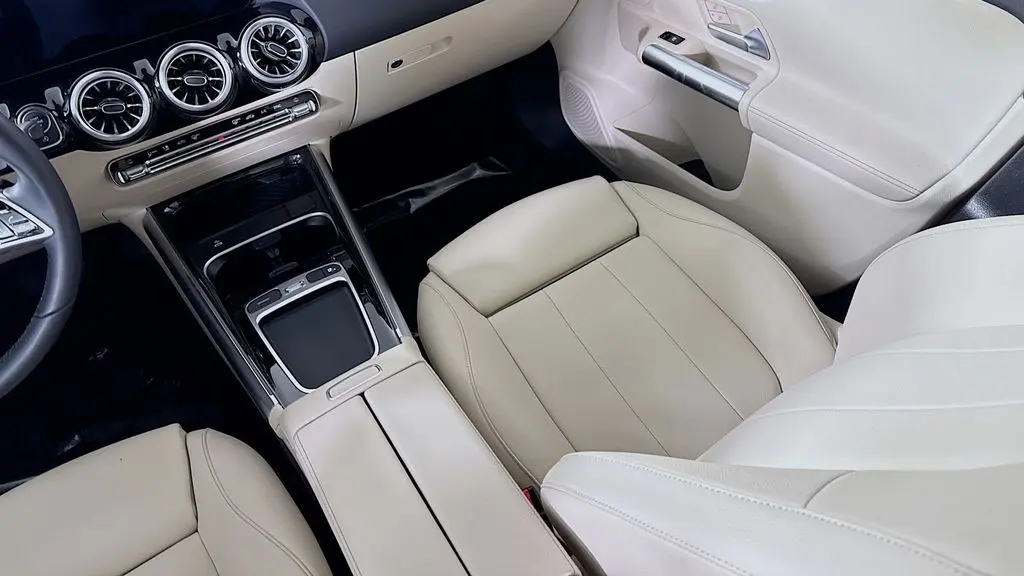 2025 Mercedes-Benz GLA GLA 250 4MATIC