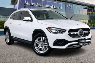 2023 Mercedes-Benz GLA with Polar White Exterior