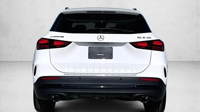 2026 Mercedes-Benz GLA AMG GLA 35